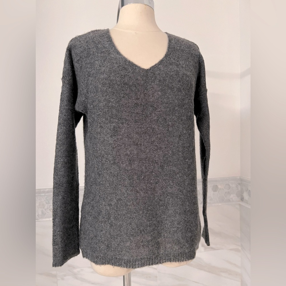 New Gap Wool Blend with hint of Lurex Charcoal Sweater Sz S